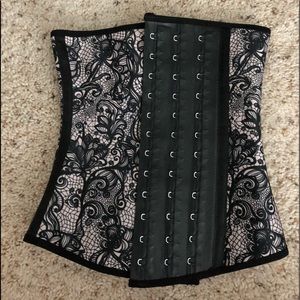 Waist trainer XS